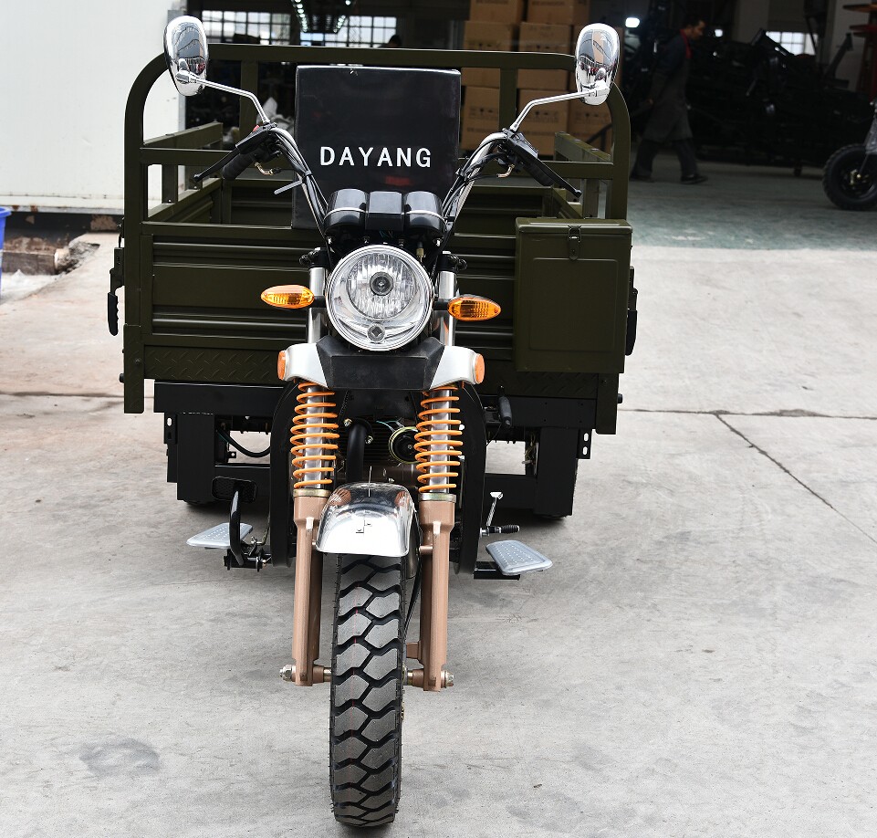 150CC or 200CC LONCIN/ ZONGSHEN/LIFAN/YINGXIANG Engine Tricycle 1 Passenger Cargo Open