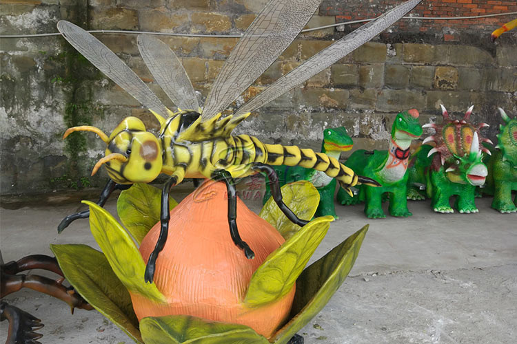 Children Playground Realistic Animatronic Dragonfly Model High Durability