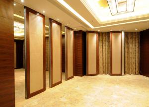 Quality Hotel Fabric Movable Acoustic Partition Walls Factory Supplier wholesale