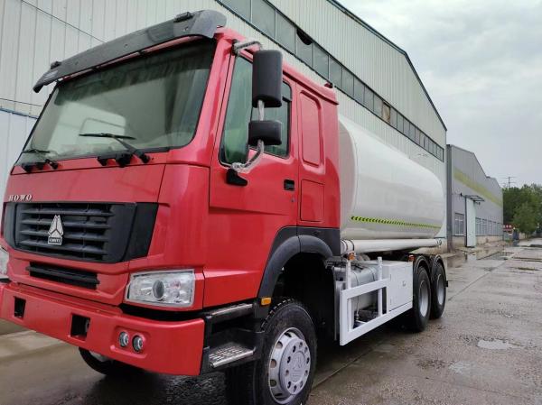 High Capacity 6X4 Fuel Tanker Truck for Oil Gas Diesel Oil Transportation