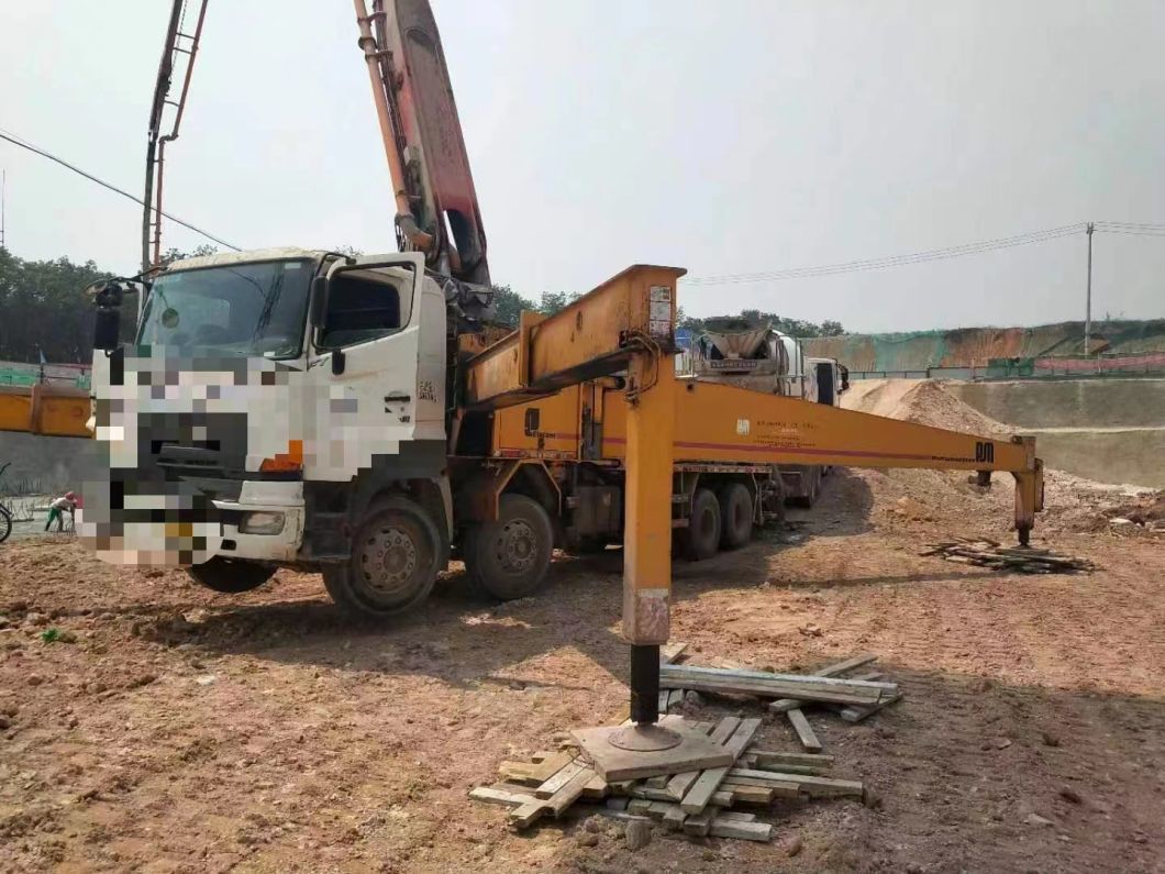 Good Original Condition 2013 Putzmeister 49m Concrete Pump Beton Mobile Pump on Hino Chassis Factory Price