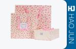 Custom Boutique Shopping Bags 100% Recyclable Gift Paper Bags Pink Color