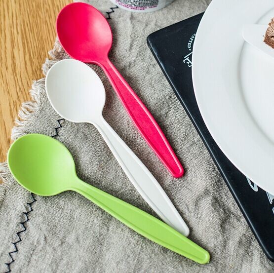 green color biodegradable corn starch spoons