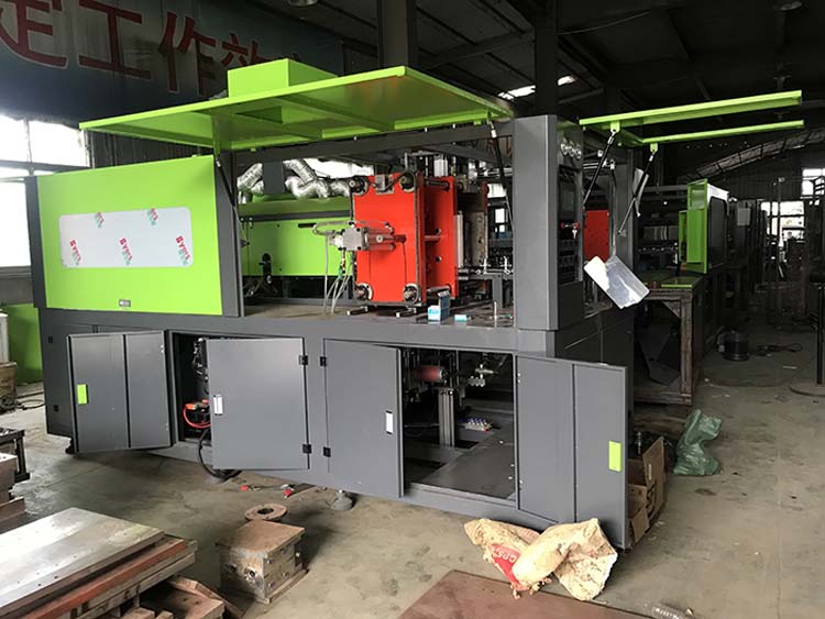 Fully Automatic 4 Cavity 200ml 500ml 1000ml 2000ml Pet Plastic Bottle Blowing Machine