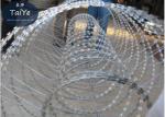 Double Cross Concertina Razor Barbed Wire Coils 1600 MPa High Tensile