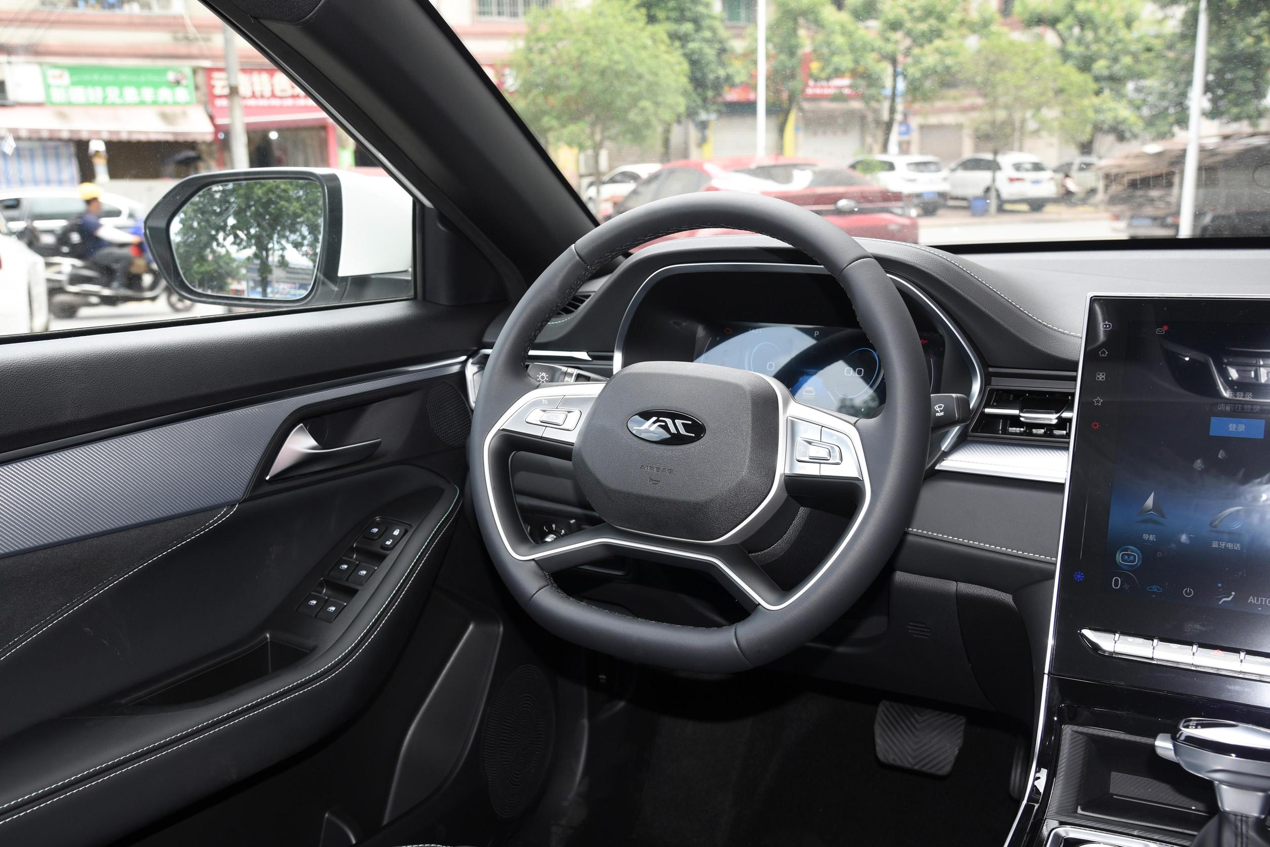 2023 JAC A5 plus 1.5T Luxury Edition Sedan with Customer Requirements Curb Weight 2000kg-2500kg