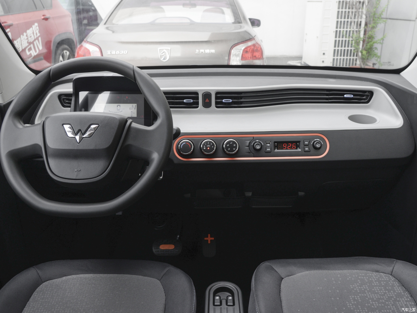 private sport mini electric car for fact Electric CarHongguang MINIEV 2022 easy model lithium iron phosphate