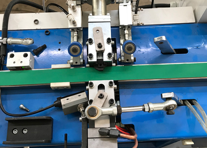 Automatic Hot Melt Butyl Machine Adjustable Height With Germany Pneumatic Pump