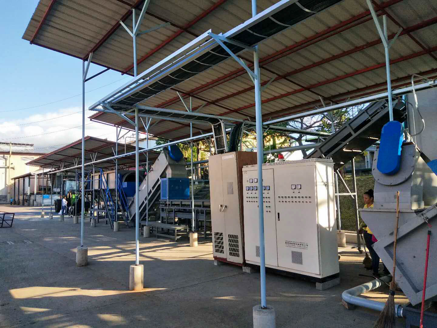 300-1000kg/H HDPE Film Recycling Machine Farms PE Granulator Machine