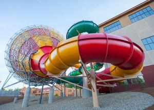 Quality Fiberglass Tornado Water Slide Factory In China Outdoor Amusement Park Equipment wholesale