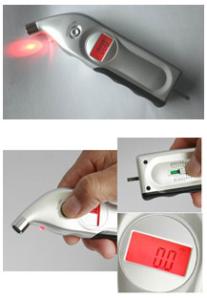 Quality tire gauge with LED flashlight . wholesale