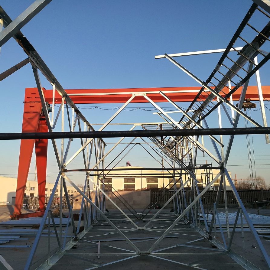 Silver Hot Dip Galvanized Steel Tower , Communication Metal Towers