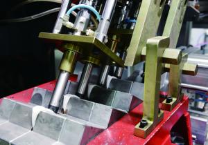 Quality ChinaMeper Fully Automatic Extrusion Blow Molding Machine MP70FD For Material HDPE LDPE wholesale