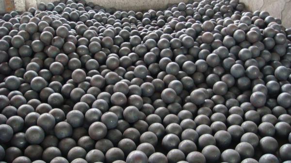 Grinding Media Cast Steel Balls With Cylpebs HRC47-55 , Cr5 , Cr8