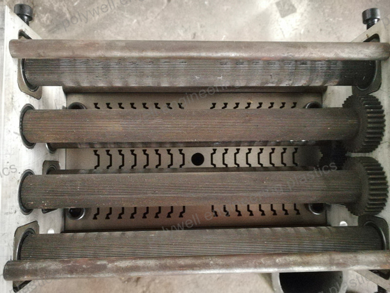 PA66 Plastic Extruding Moulding Dies for Thermal Break Strips Extruder Mold
