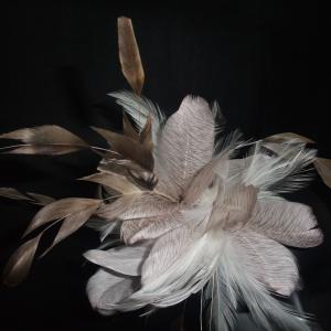 Quality Shipping DHL UPS FEDEX EMS TNT Goose Feather Flower Mount with Wire Accessory wholesale