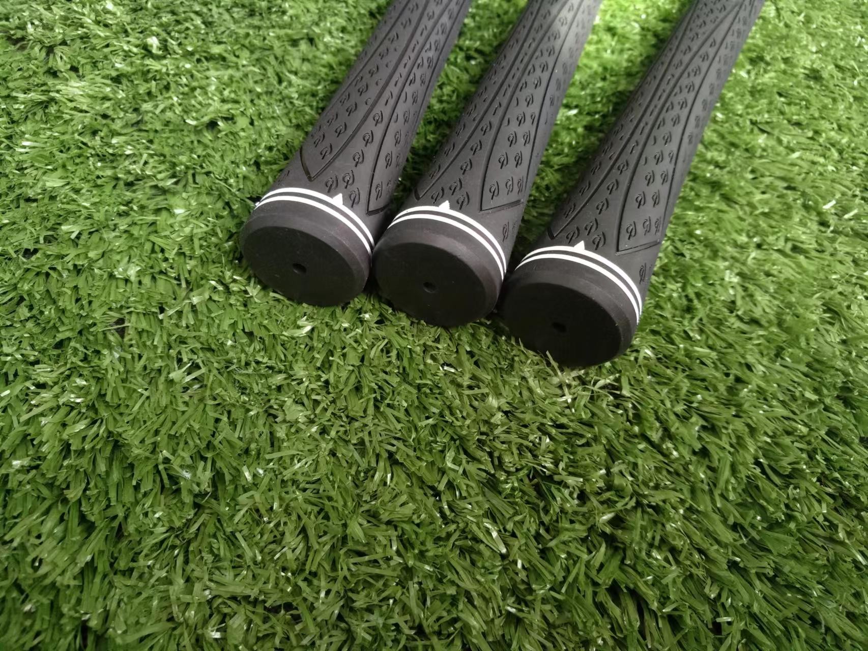golf grip , golf grips , golf rubber grip , round grip , club iron grip , golf round grip