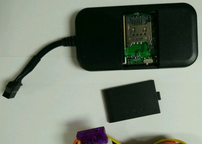 TK003 MTK Hidden Car GPS Tracker 120mAh With Battery And Relay Functions