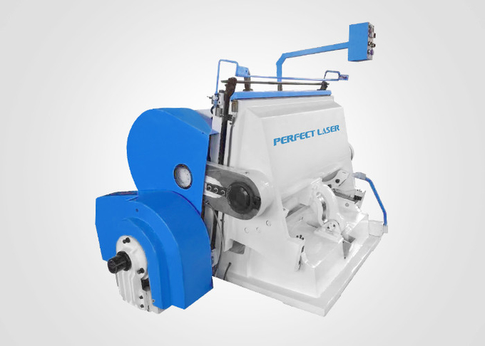 Small Size Die Cutting Creasing Machine Fast Cutting Speed For Packing Industry
