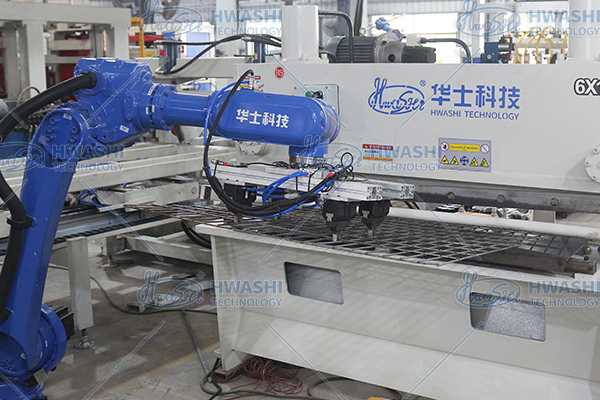 Advanced Automatic Wire Shelf Welding Machine For Wire Mesh Deck Shelving Production Line
