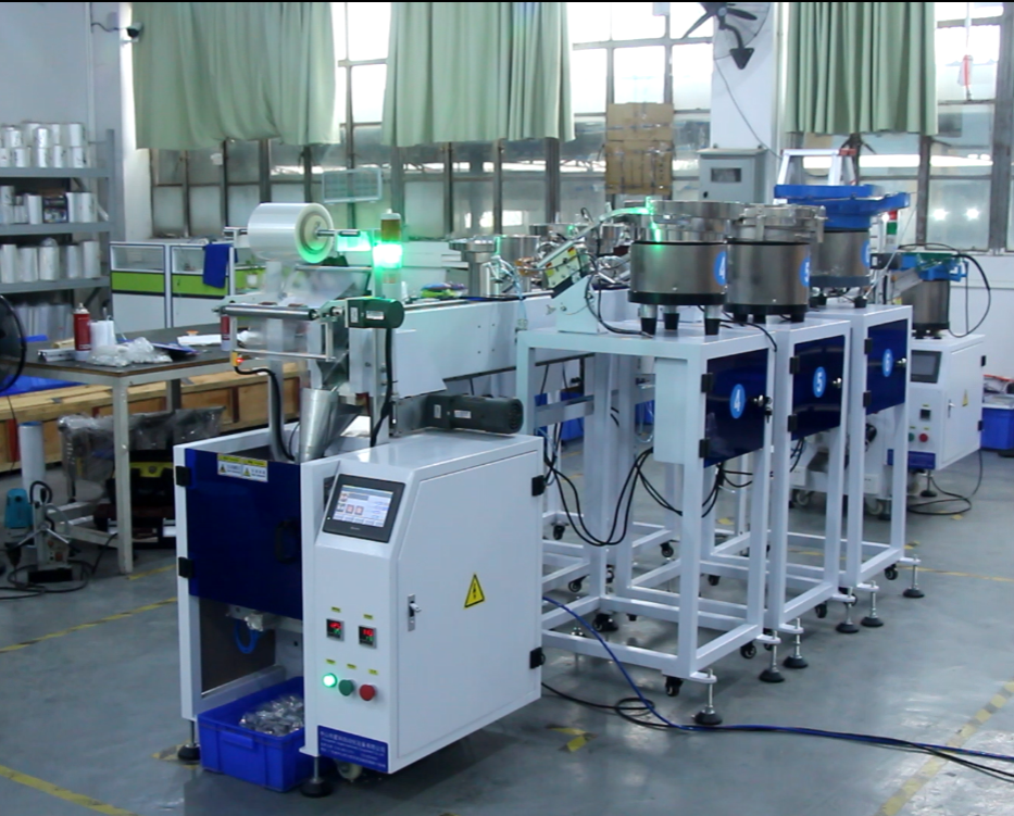 Great Price Full-automatic Vertical Hardware Screw Nut Feeding Counting Plastic Bag Packing Machine