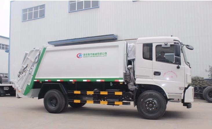 Engine Capacity 4500ml Special Purpose Truck With 1.2cbm Rubbish Bin Euro 3