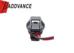 7283-8220-30 Yazaki 2 Pin Female PBT Connector Wire Harness For Toyota 90980