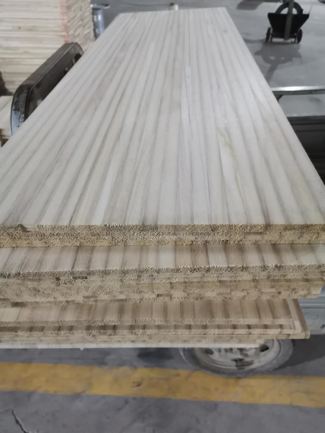 Wood Core Blank Light Wood Solid Wood Core Material Modern Design Style
