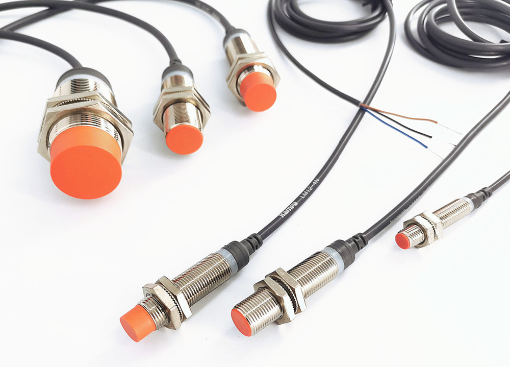 LJ12A3-4-Z/BX DC NPN 3-Wire NO Non-flush Type 4mm Detection Distance M12 Inductive Proximity Sensor Switch