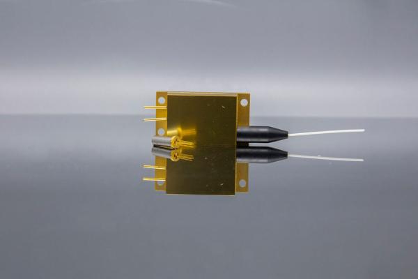 Medical 1W 1.4mA 830nm Semiconductor Laser Module