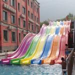Customized Lanes Rainbow Water Slide Aqua Park Equipment Anti UV