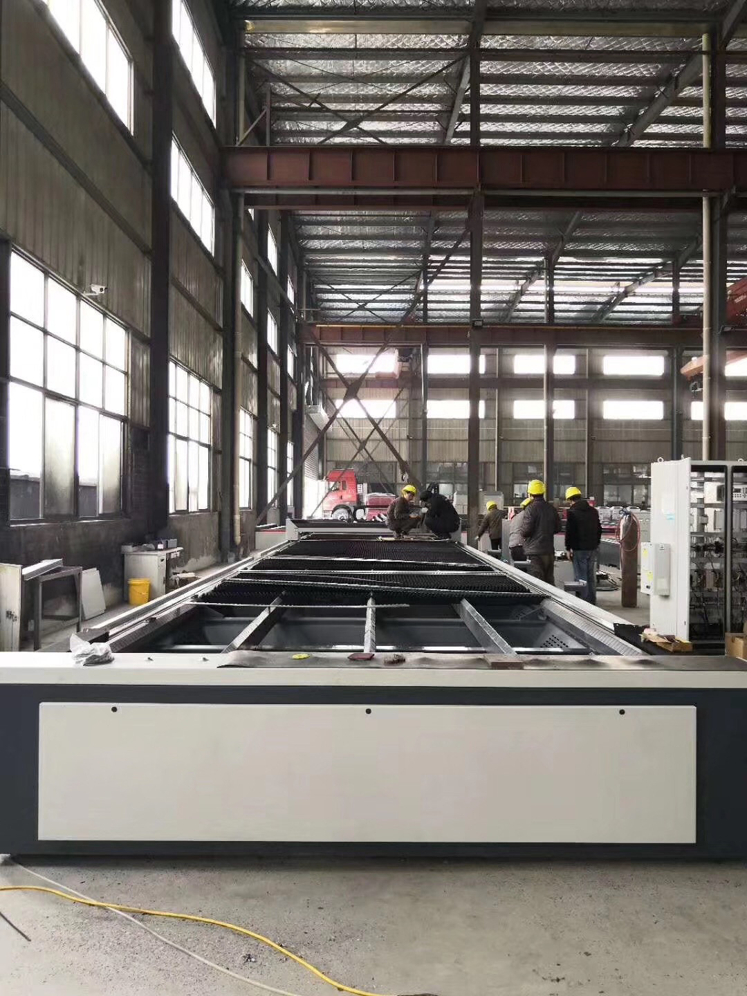 Chinese supplier 6020 CNC large scale metal fiber laser cutter machine laser cutting machine 2000W