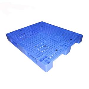 Quality 1300x1100 Injection Molded Plastic Pallets Rackable HDPE 3 Runners wholesale
