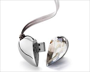 Quality Crystal Heart Shape Usb USB Stick Gift For Wedding 1gb 2gb 4gb 8gb 16gb 32gb 64gb 128gb wholesale