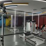 Gym Large Frameless Glass Mirrors Rough Edge For Dancing Room