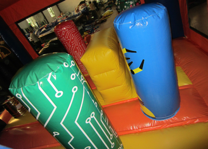 Inflatable Robot Kids Jump House , Amusement Park Games Blow Up Jumping Castle