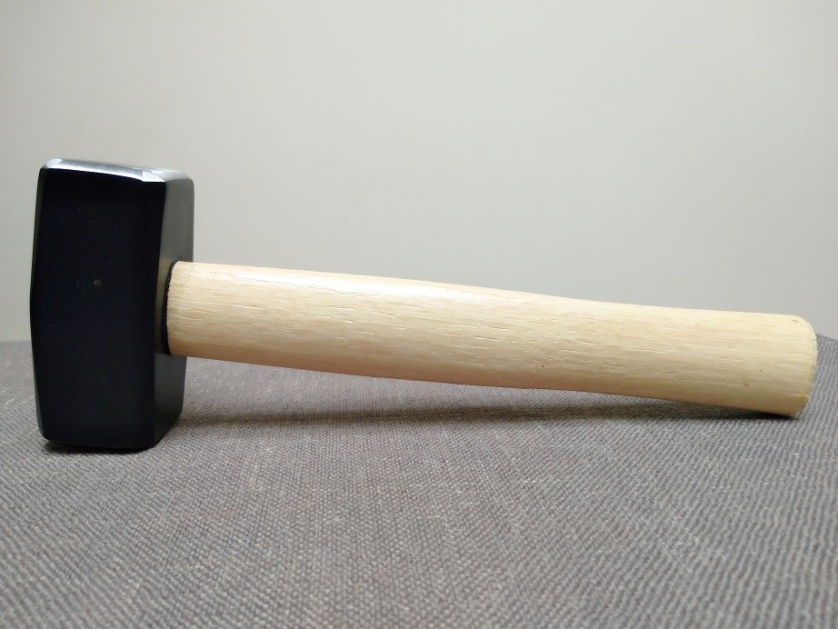 1000g Steel Stoning Hammer(XL-0055) with painted surface, natural wooden handle and good price