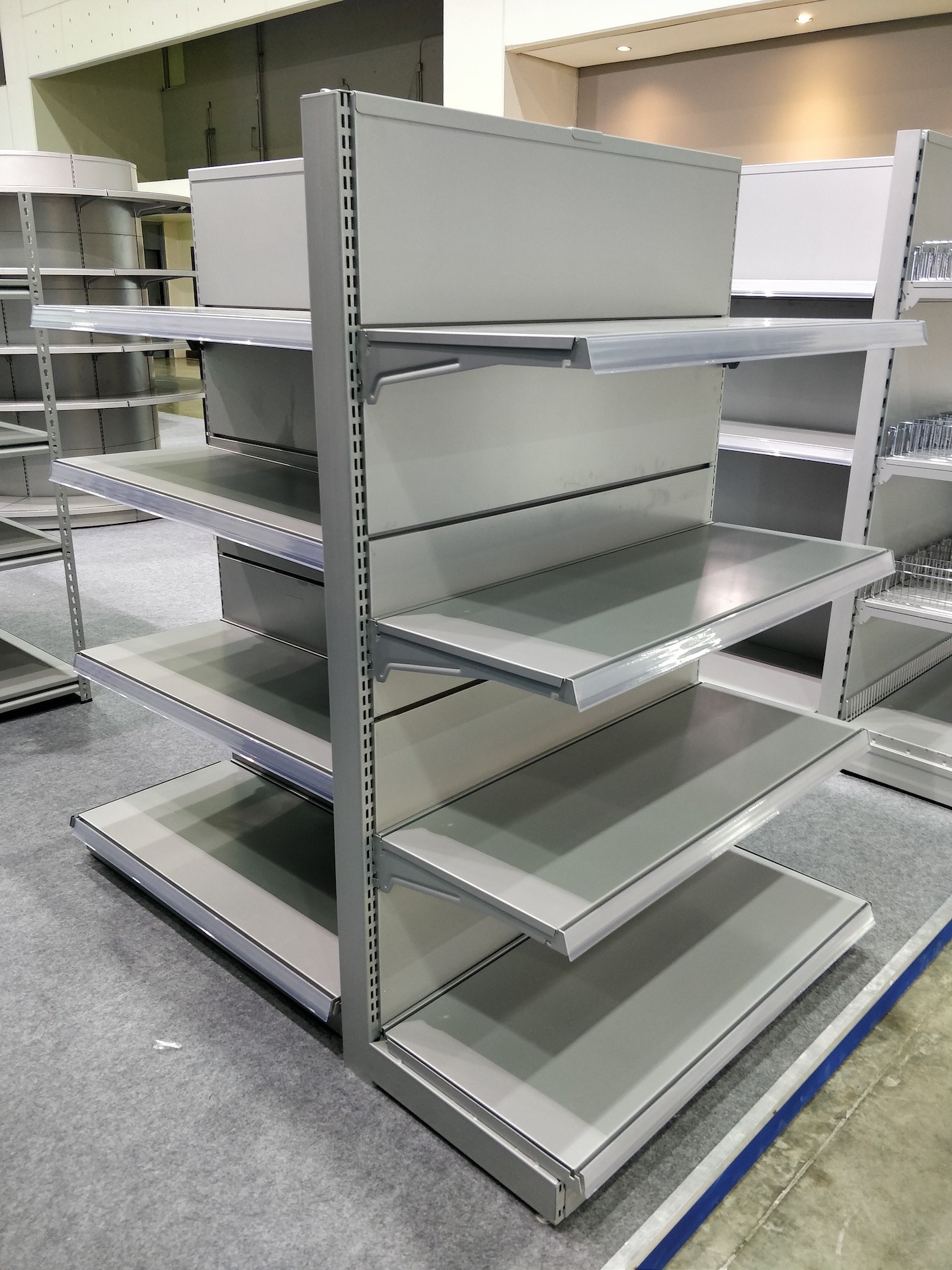 Single / Double Side Supermarket Metal Shelves With Strong Construction