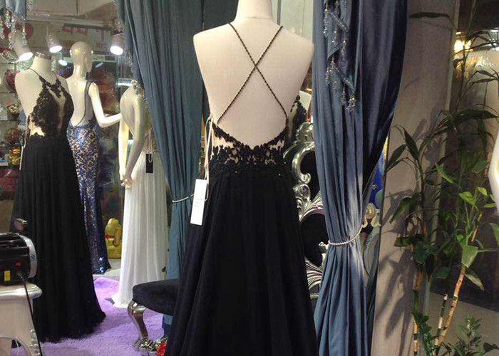Backless A Line Ball Gown White Black Color Hanging Neck Chiffon Lace Beading