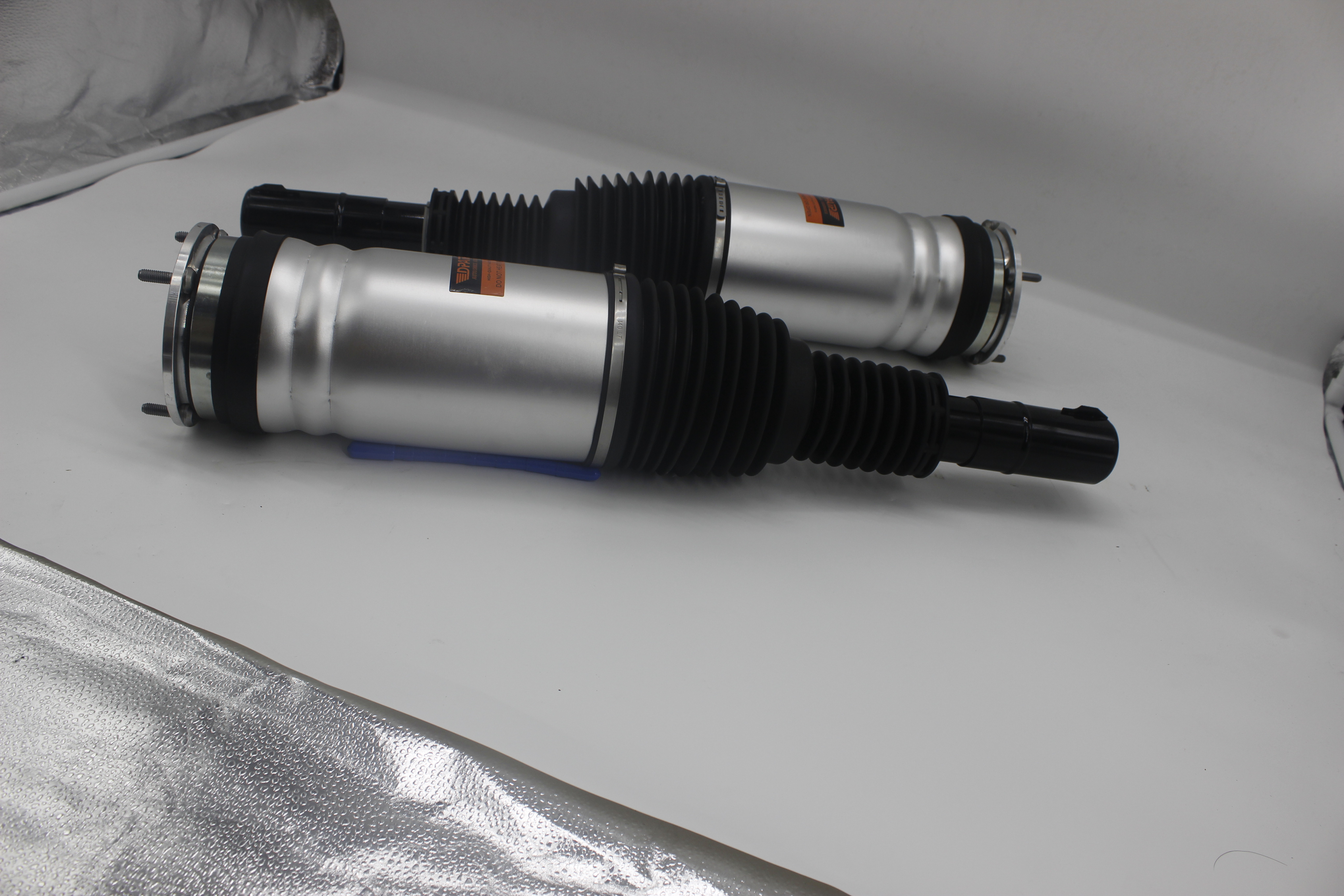 Land Rover Auto PartsAir Shock Absorber LR057700 LR057699 for Range Rover Executive Sport L405 L494