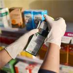 Strong Disposable Latex Glove High Anti Tear Properties Chemical Resistant