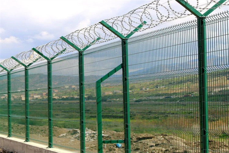 Y Fence Post Welded Mesh Fence Security Wire Mesh Fence With Razor Wire