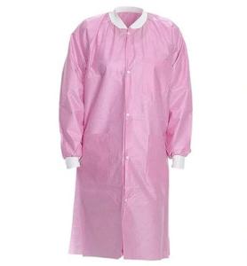 Quality 45gsm Disposable Lab Gown , Non Woven Lab Coat With 3 Pockets wholesale