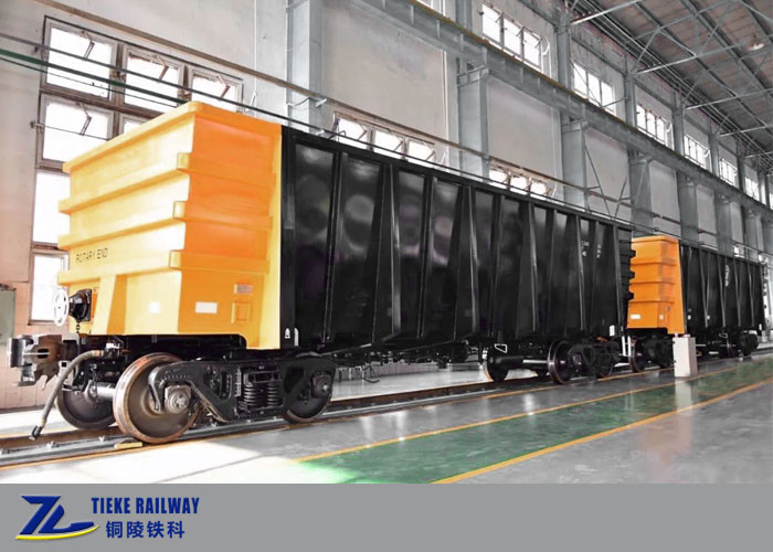 Railway Open Top Coal Wagon With Manual Unloading Hatches