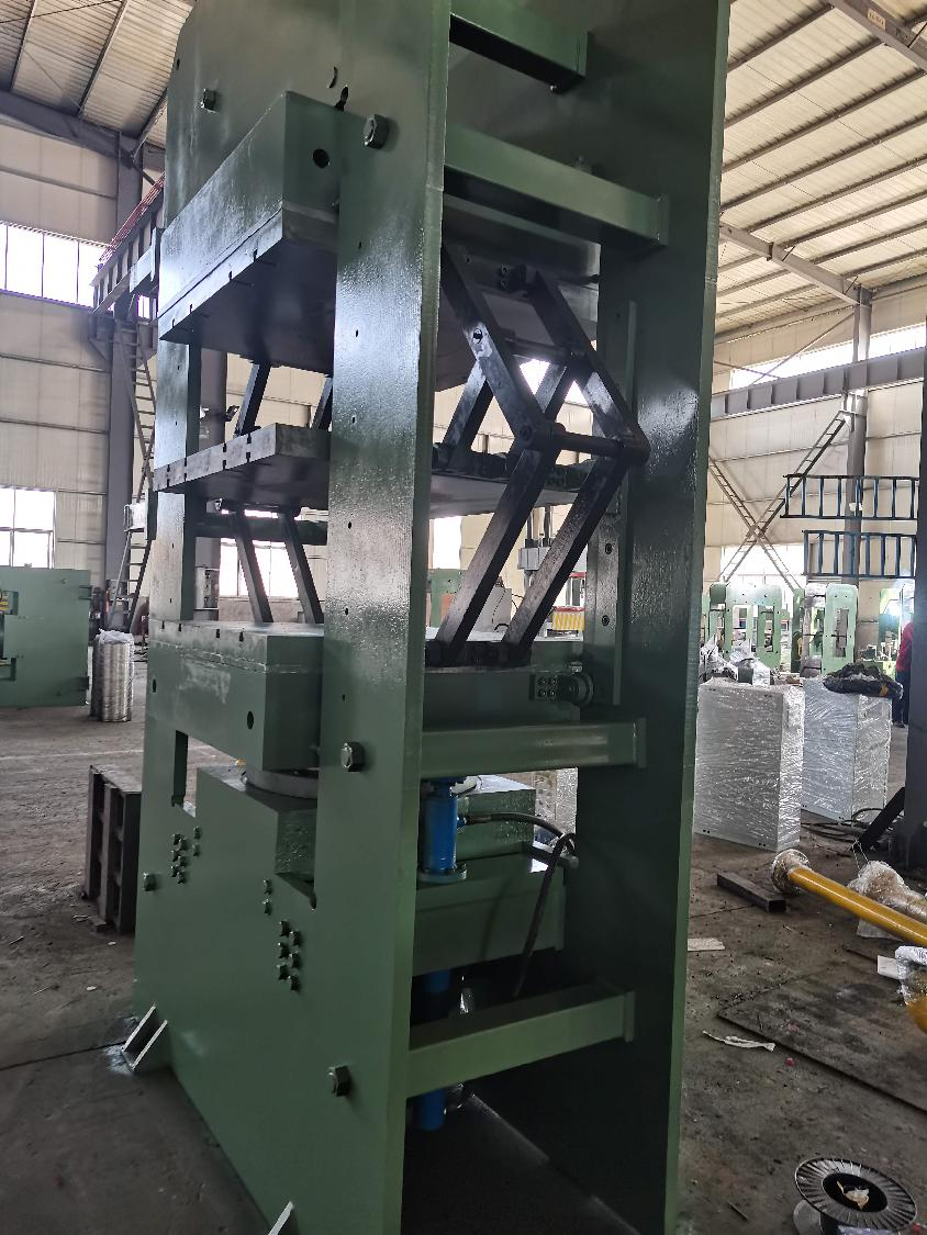 Vulcanizer for Aeril Work Platform Tyre Rubber Solid Tyre Tires Press Hot Press Machine