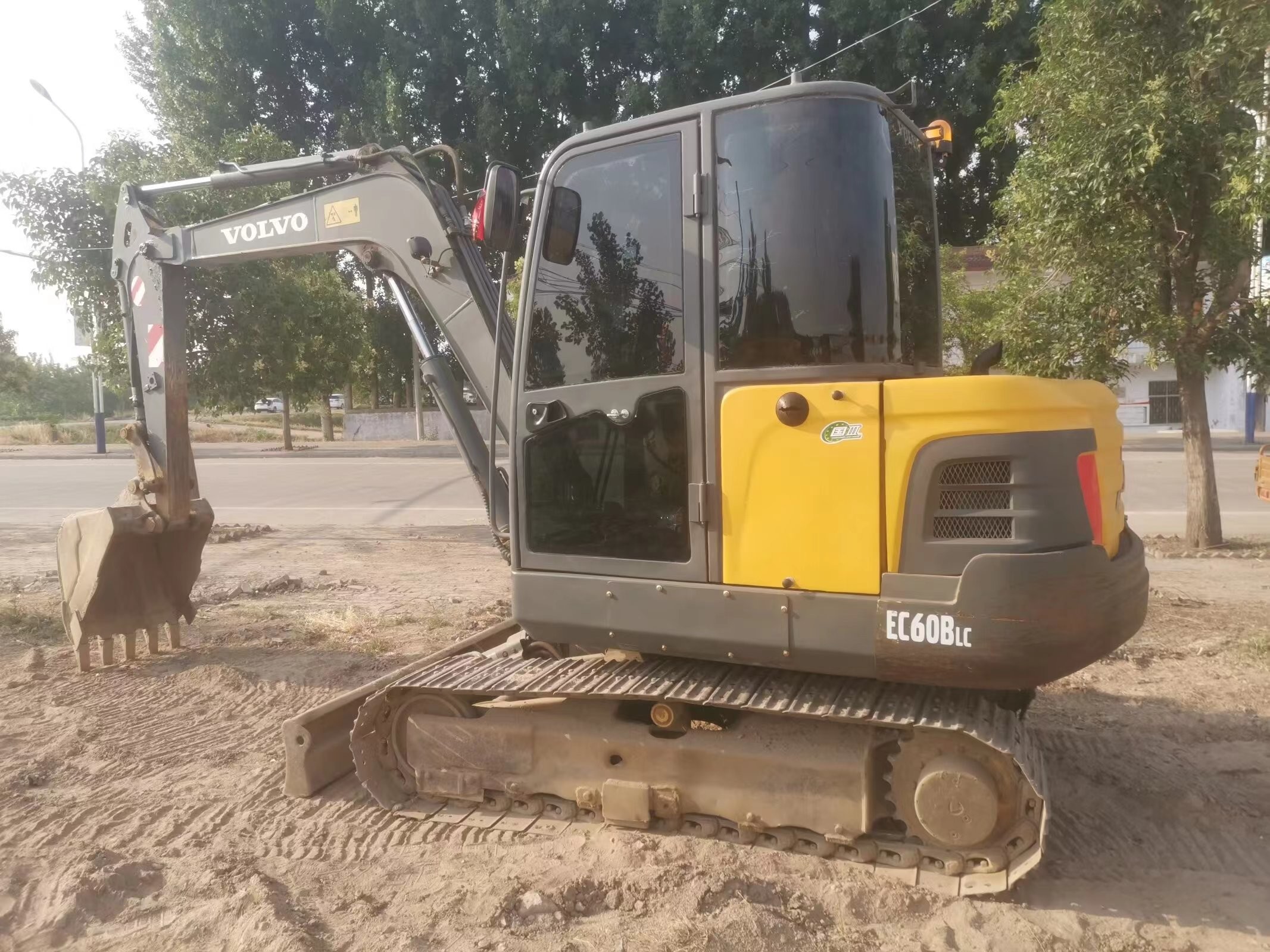 Sweden Imported High Quality Volvo EC60BLC Crawler Excavator Machine Used