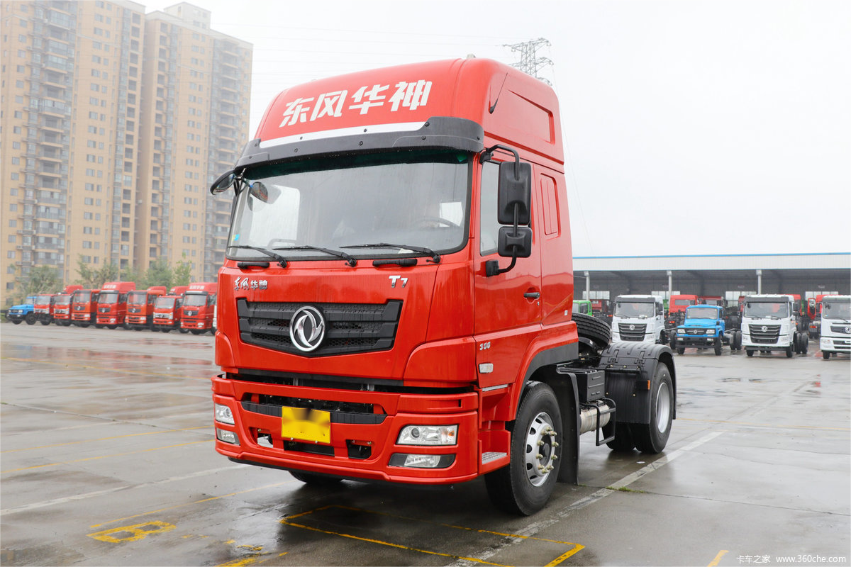 Dongfeng 4x2 Heavy Truck Tractor with 25 Ton Tow Capability and Cummins Diesel Engine