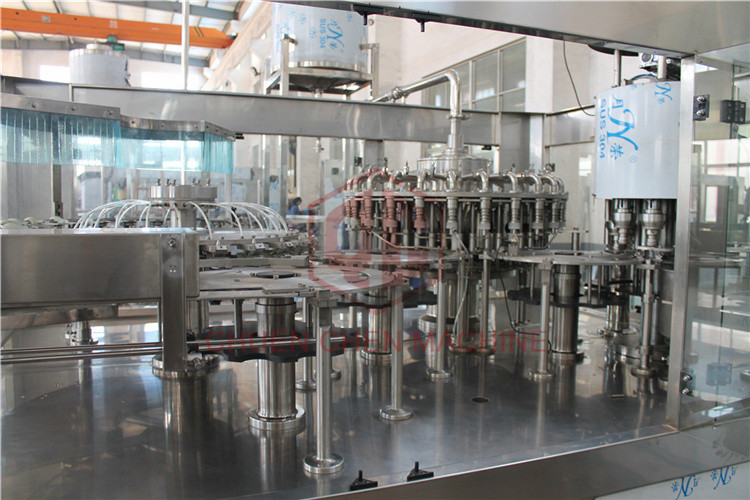 Aqua Water Non Carbonated Drink Hot Juice Filling Machine With High Speed 10000BPH