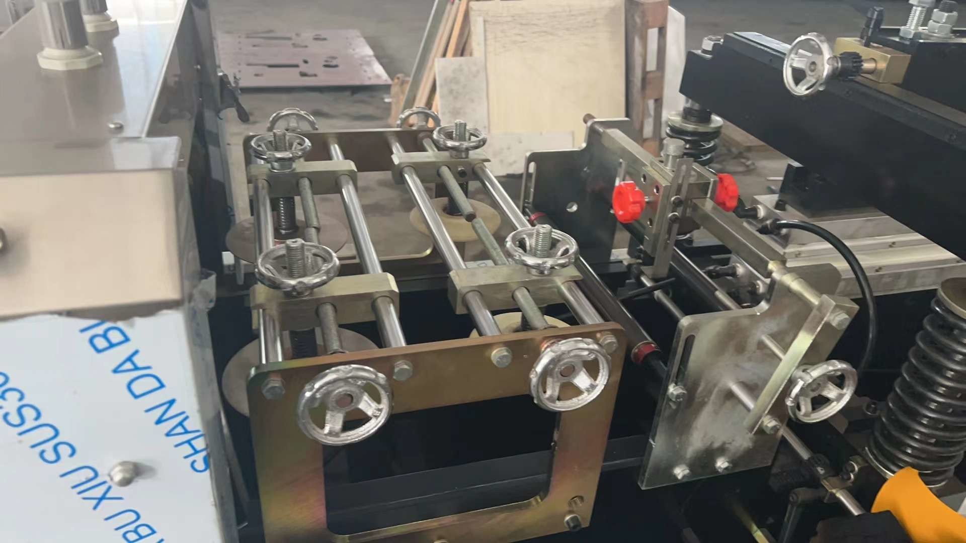 leak proof protection Center Sealing Pouch Machine For Pharmaceutical / Chemical