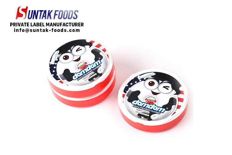 Sugar Free Chewy Milk Candy Hole Shape , Chewy Fruit Flavored Candy Sour Strawberry